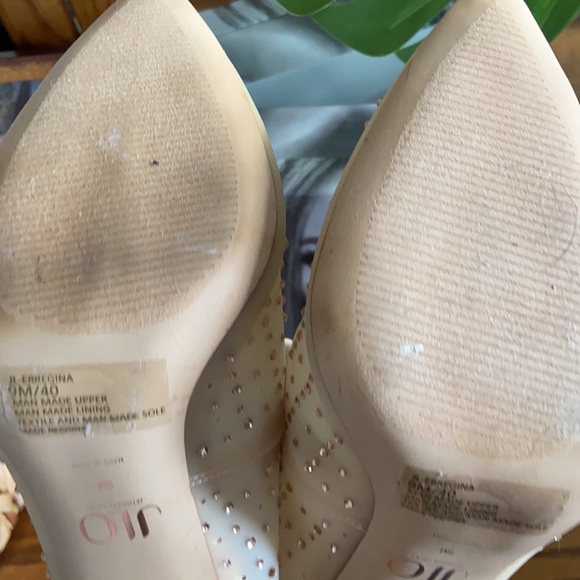 Gorgeous "Erregina " metallic gold JLO  see thru  jelly Heel - Picture 8 of 11